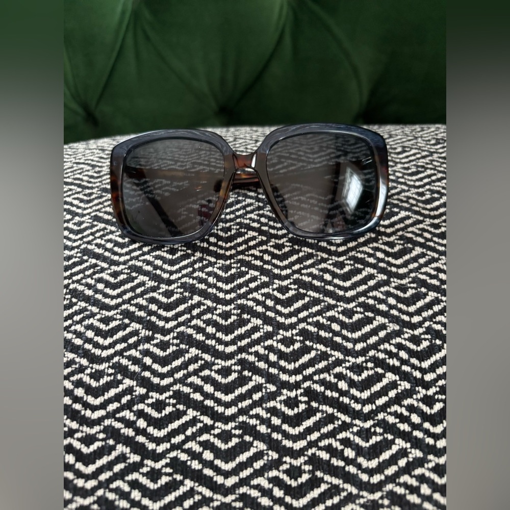 EUC Anne Klein Women’s Sunglasses | Blue Tortoise